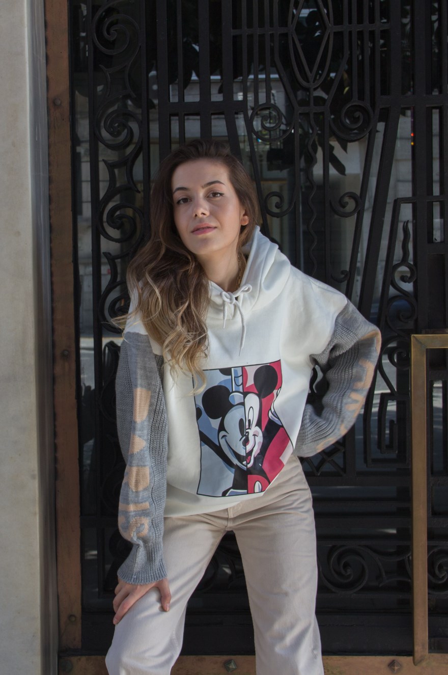 Kolları Örme Baskılı Sweatshirt - Beyaz