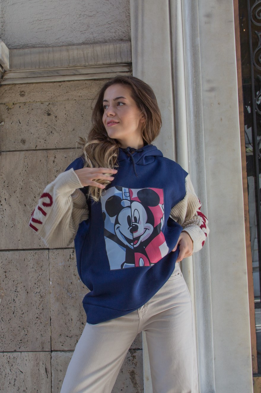 Kolları Örme Baskılı Sweatshirt - Lacivert