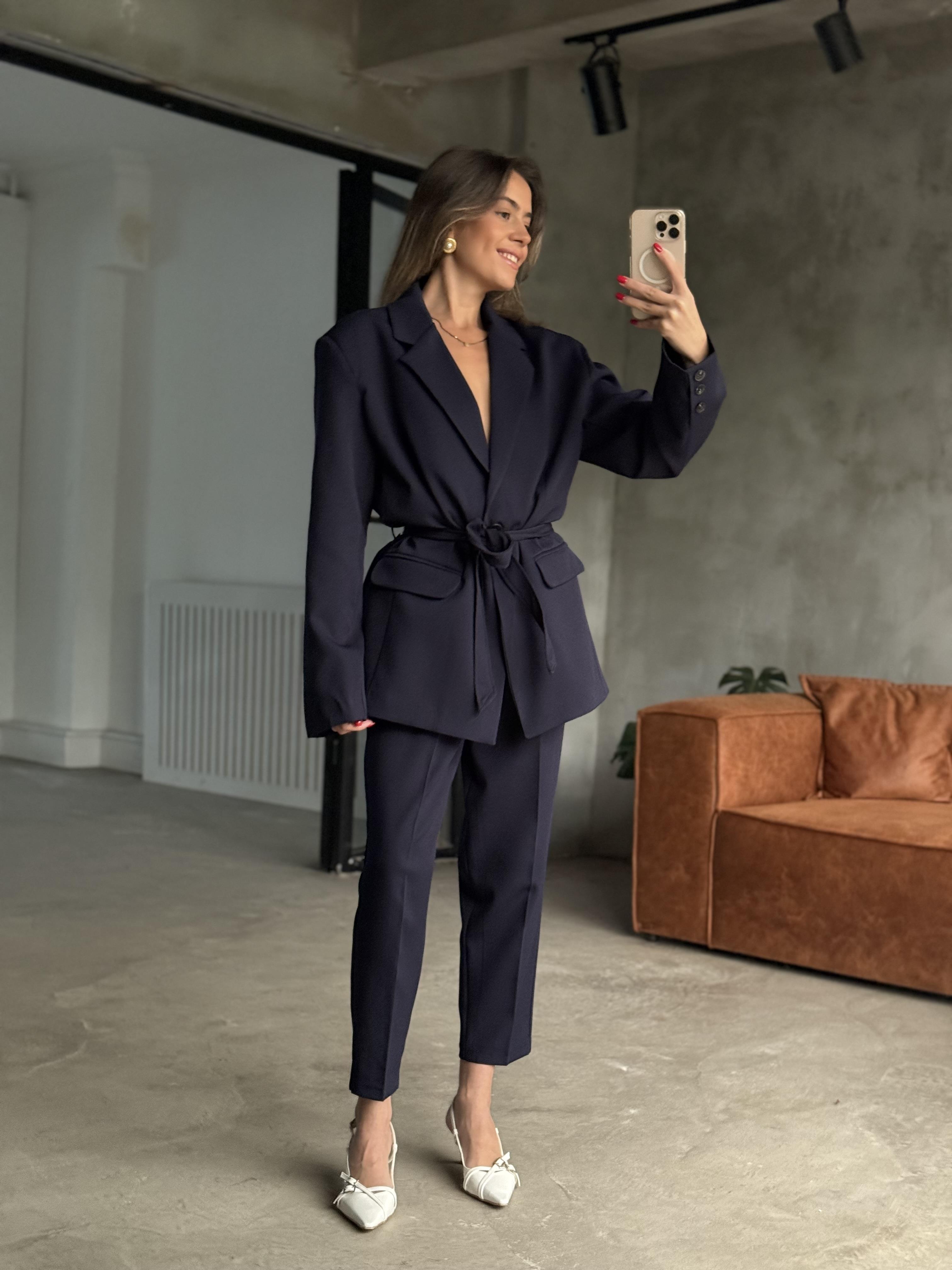 Kuşaklı Blazer Havuç Pantolon Takım - Lacivert
