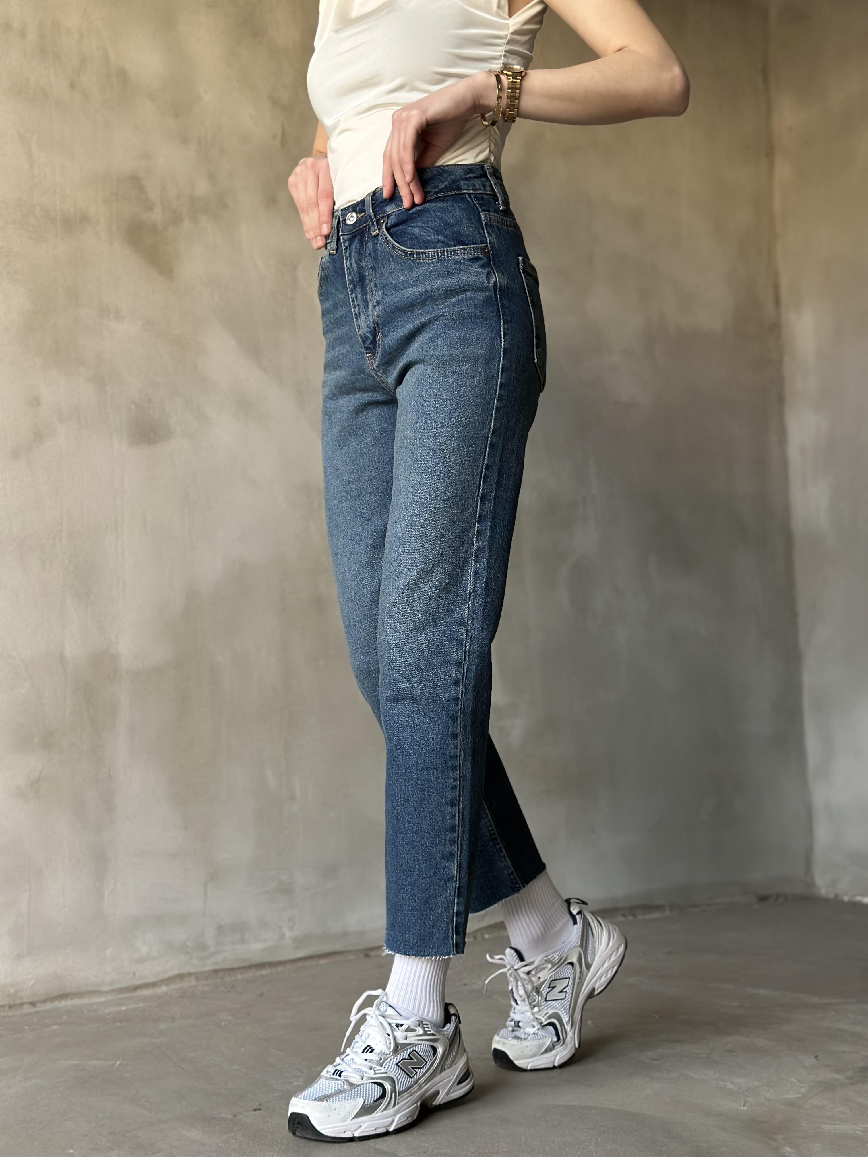 Mavi Kesik Paça Boyfit Jean