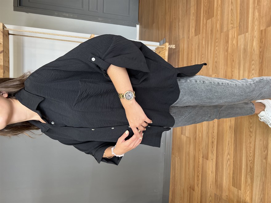 Oversize Siyah Arkası Uzun Gömlek