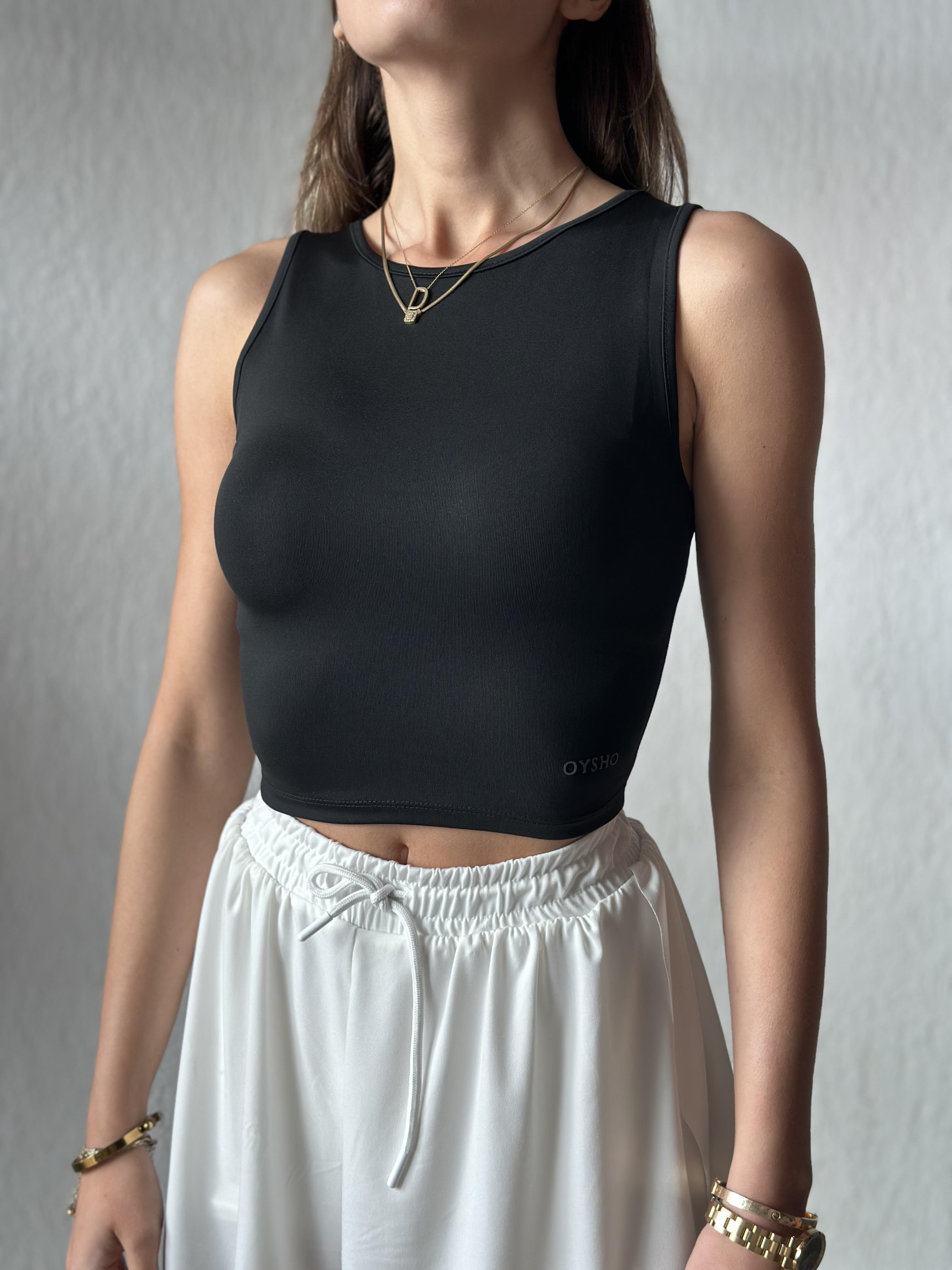 Oysho Bisiklet Yaka Crop - Siyah