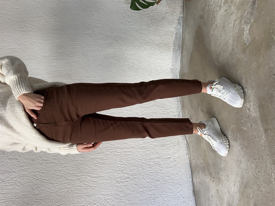 Paça Kesik Mom Jean - Kahverengi