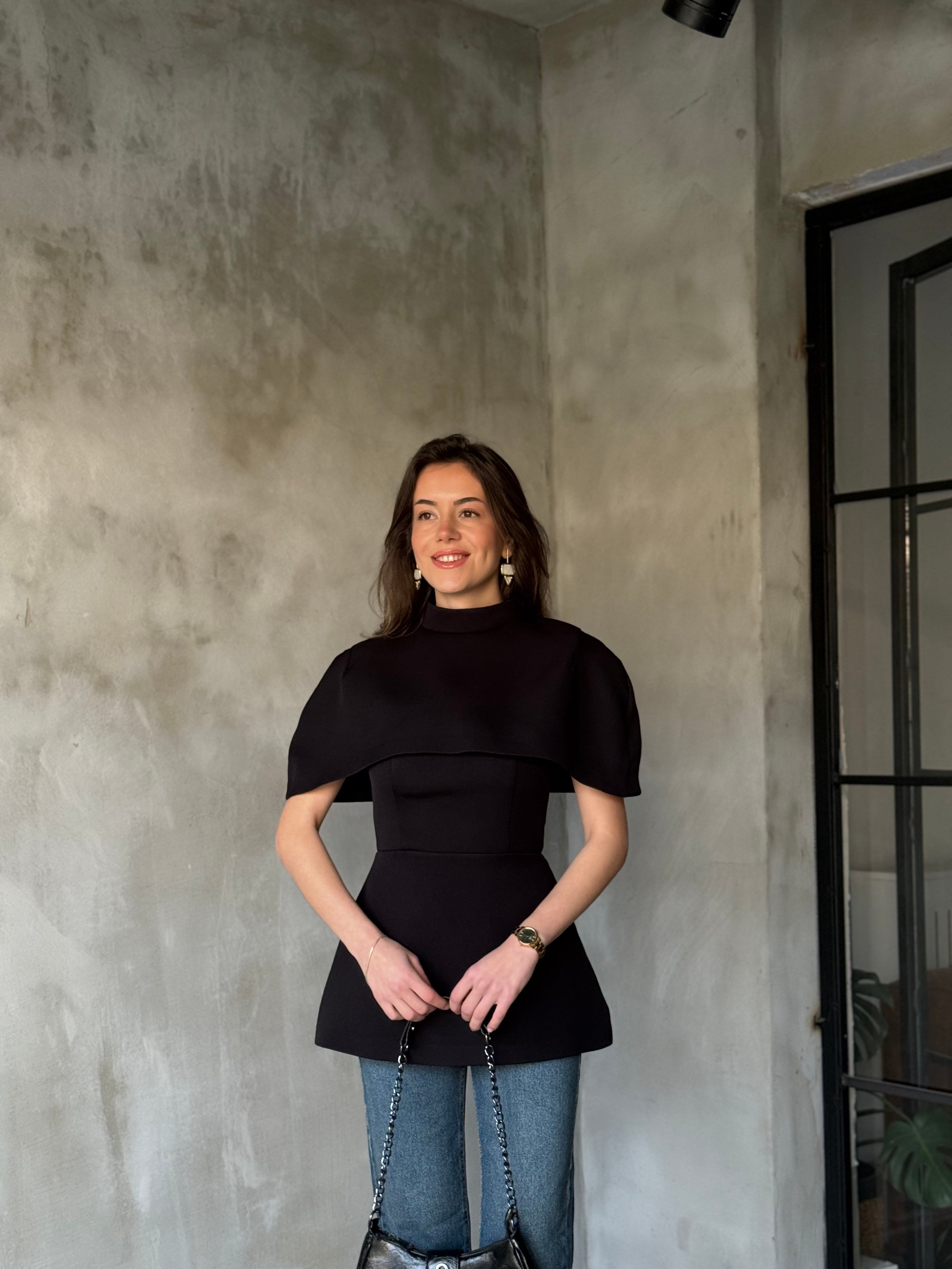 Pelerin Detaylı Straplez Bluz - Siyah