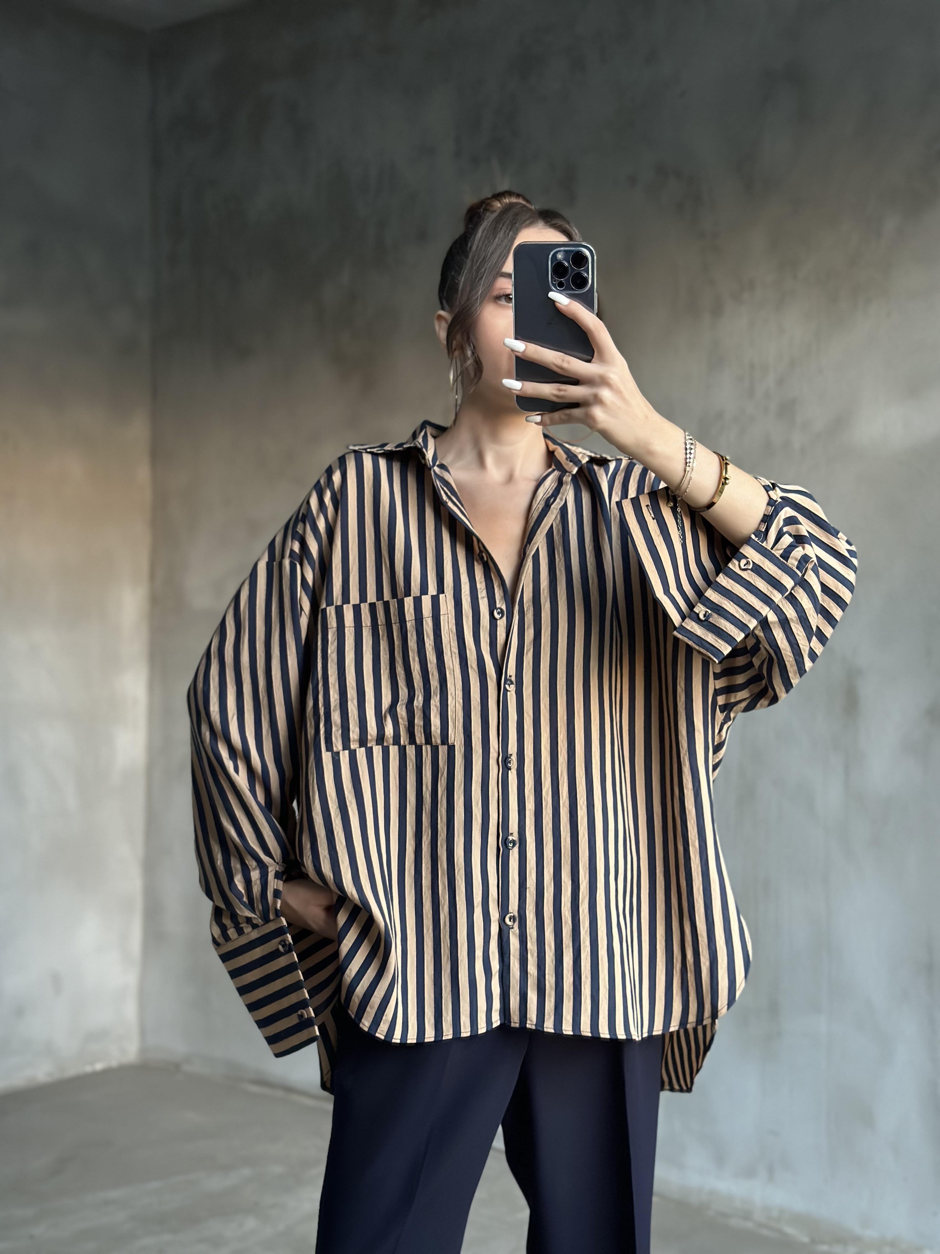 Premium Oversize Lacivert Çizgili Gömlek