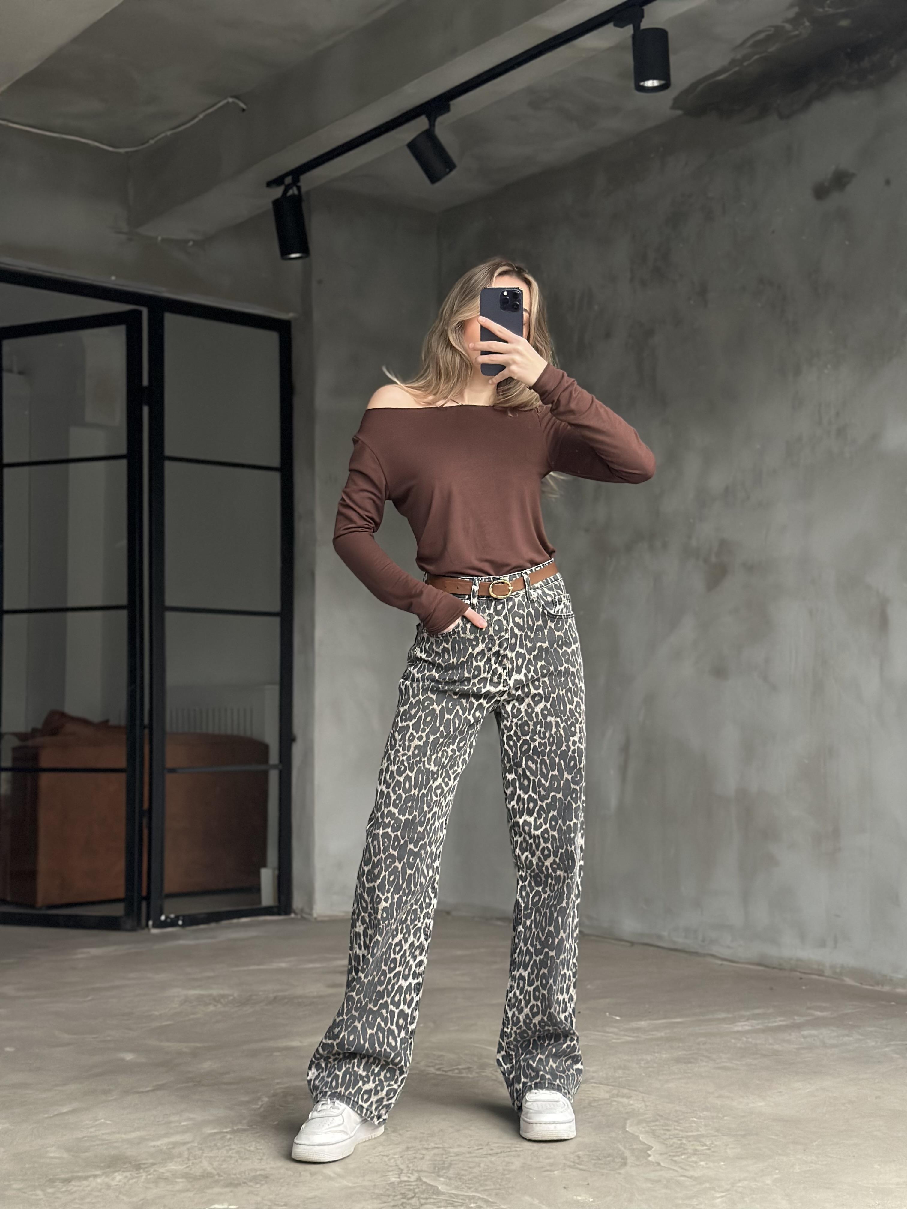 Soluk Efektli Leopar Desenli Straight Jean