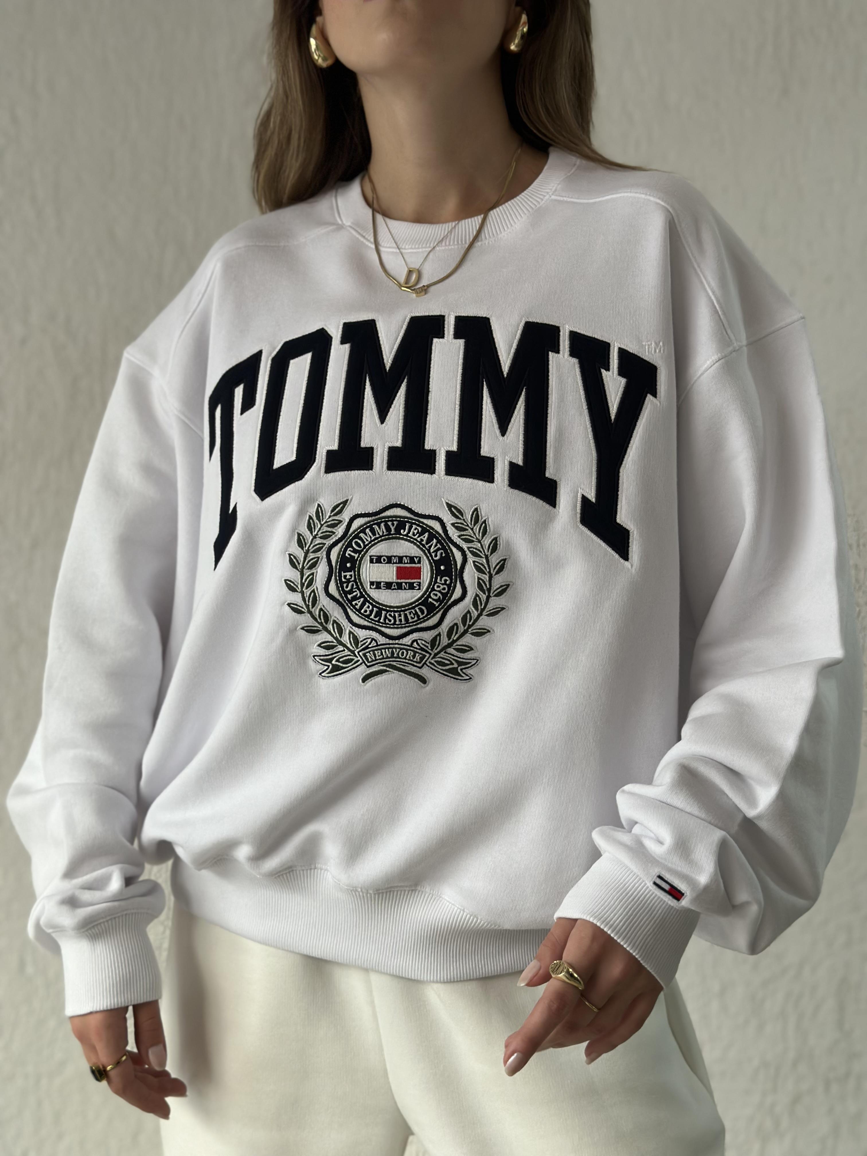 T&H College Nakışlı Sweatshirt - Beyaz