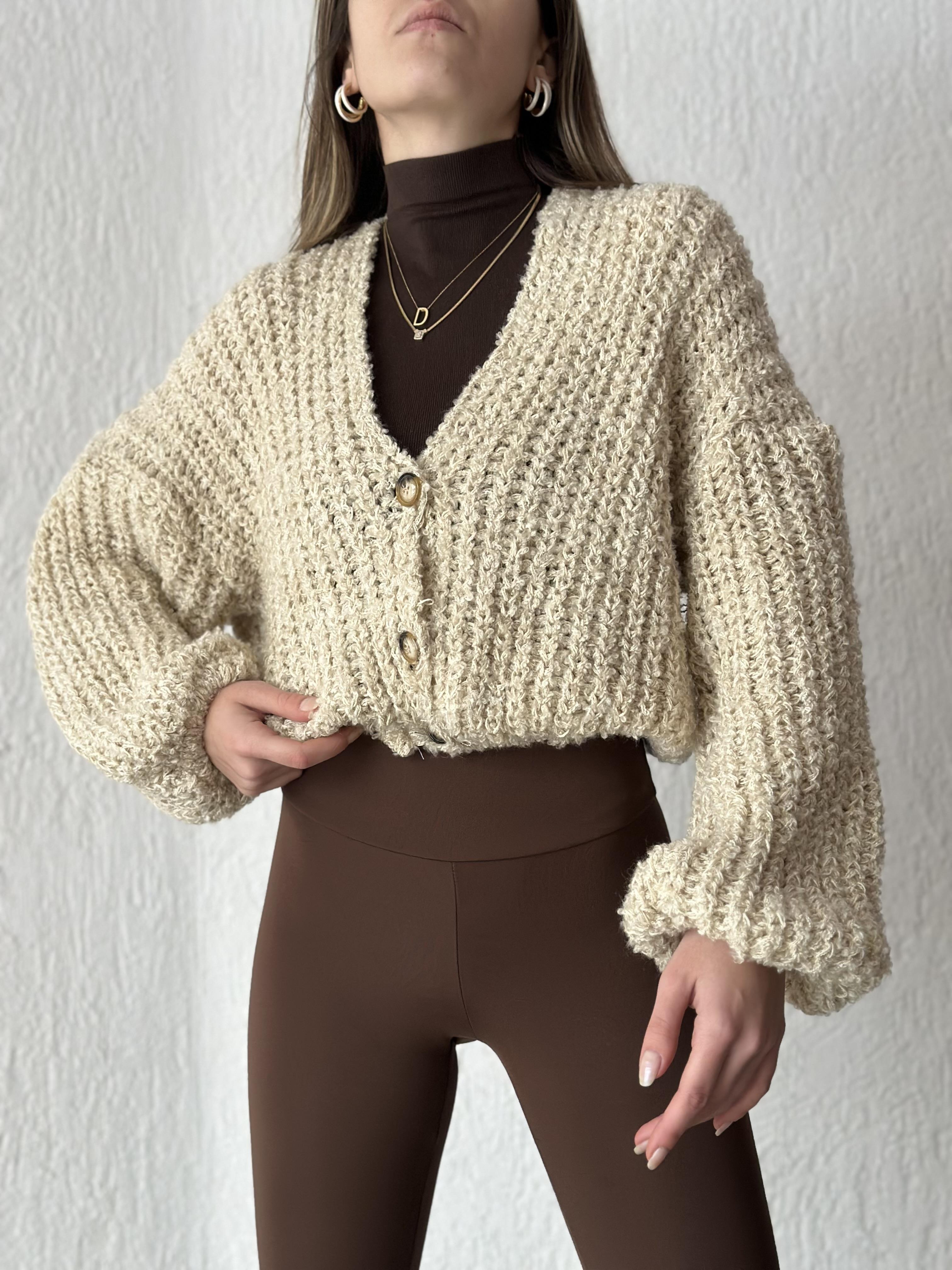 Yumoş Düğmeli Örme Hırka - Krem