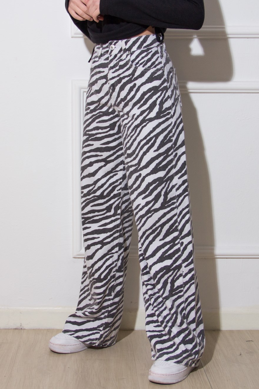 Zebra Boyfriend Jean