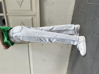 Açık Gri Boru Paça Jean