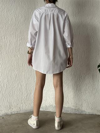 Beyaz Oversize Basic Gömlek