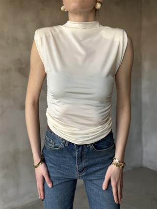 Dik Yaka Vatkalı Sıfır Kol Drape Detaylı Bluz - Ekru