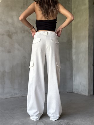Gabardin Kargo Cepli Kırık Beyaz Pantolon
