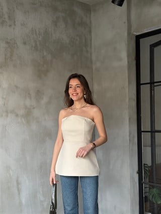 Pelerin Detaylı Straplez Bluz - Krem