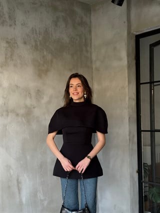 Pelerin Detaylı Straplez Bluz - Siyah
