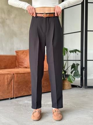 Perry Premium Kemerli Havuç Pantolon - Siyah