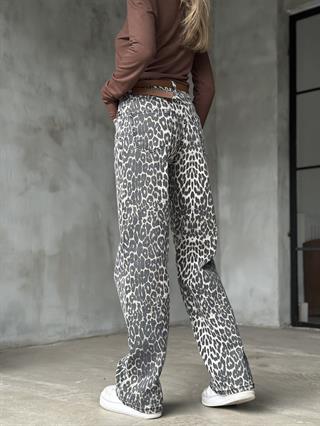 Soluk Efektli Leopar Desenli Straight Jean