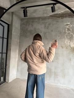 Taş Dik Yaka Bağlamalı Şişme Mont
