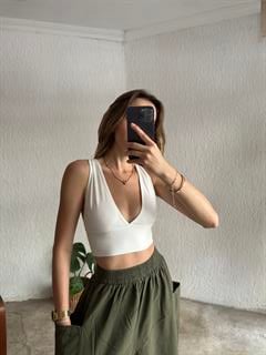 V yaka Sırt Çapraz Crop