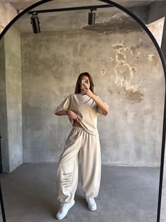 Yazı Baskılı Oversize Stoperli Takım - Krem