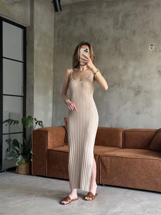 Yırtmaçlı Maxi Triko Elbise - Krem