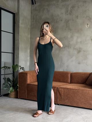 Yırtmaçlı Maxi Triko Elbise - Zümrüt Yeşili