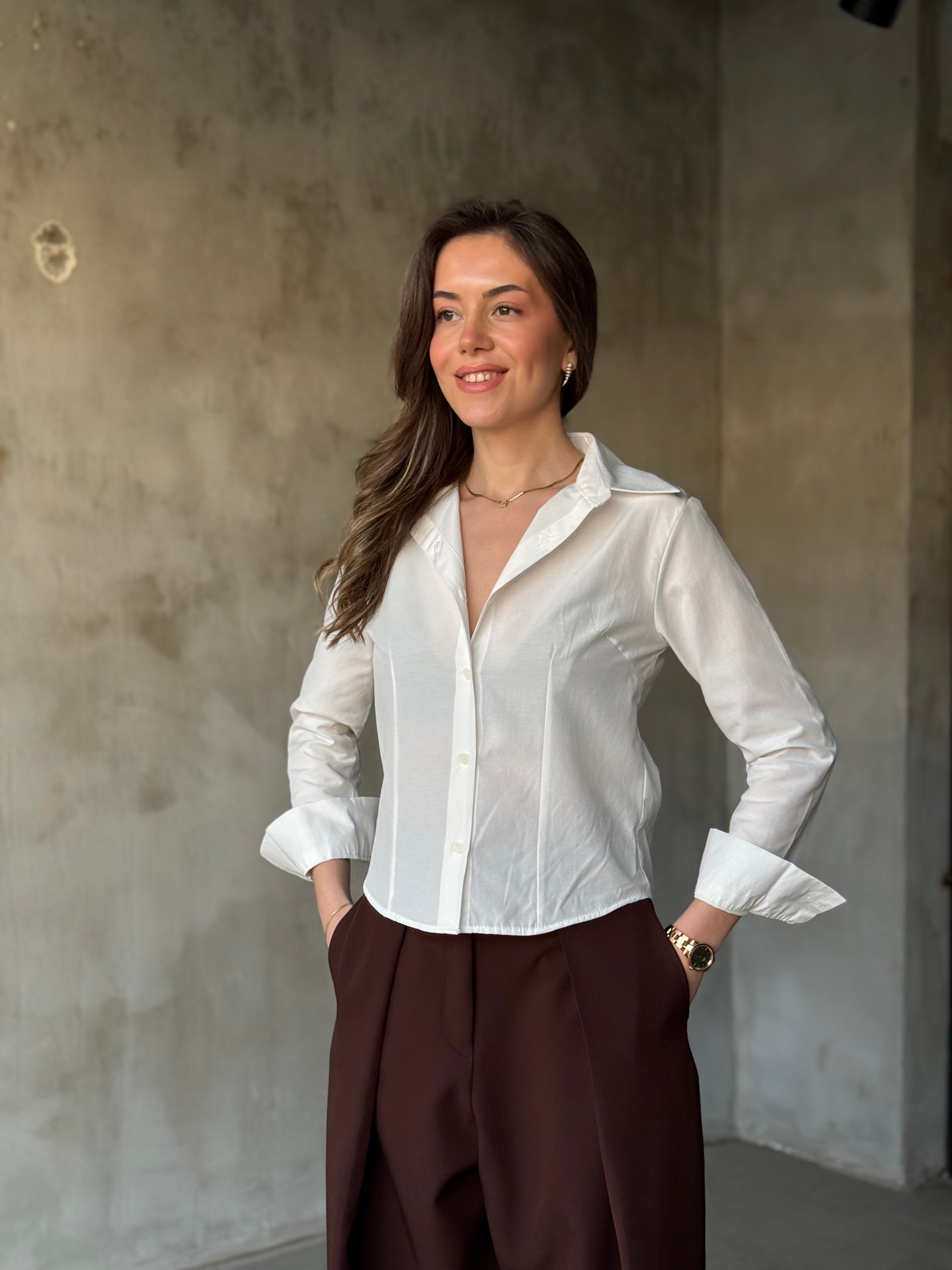 Belden Oturtmalı Gömlek - Beyaz - Dominatrend