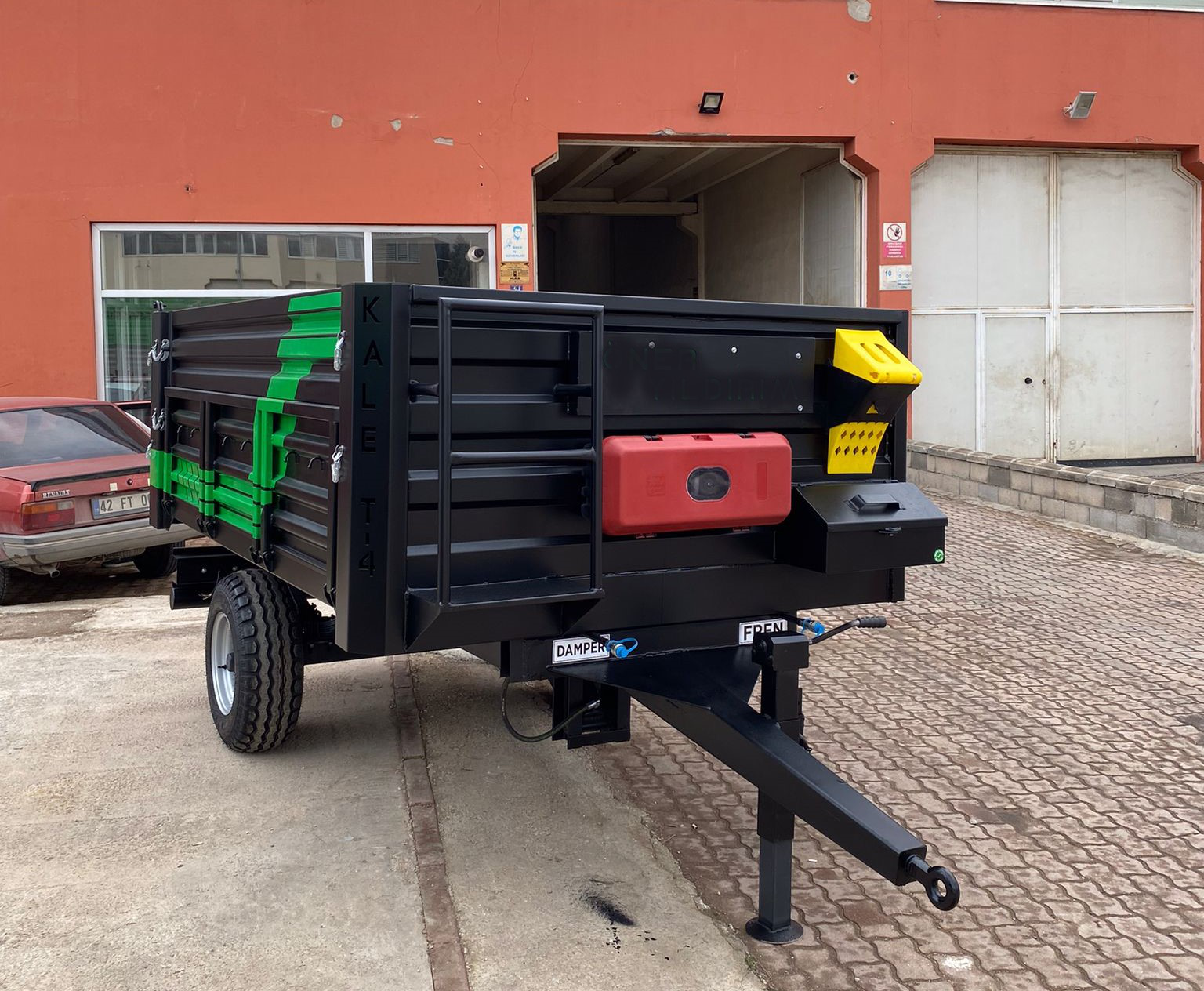 TEK DİNGİL RÖMORK 4 TONTEK DİNGİL RÖMORK 4 TON