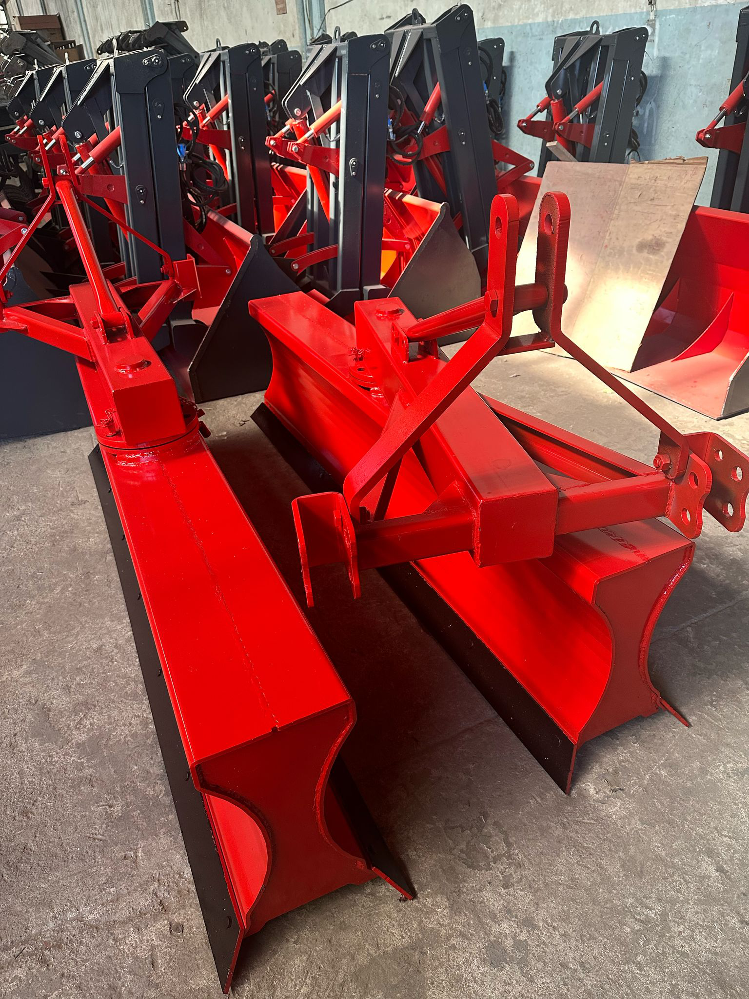 220 CM 8 MM ÇİFT YÖNLÜ TESVİYE KÜREĞİ220 CM 8 MM ÇİFT YÖNLÜ TESVİYE KÜREĞİ