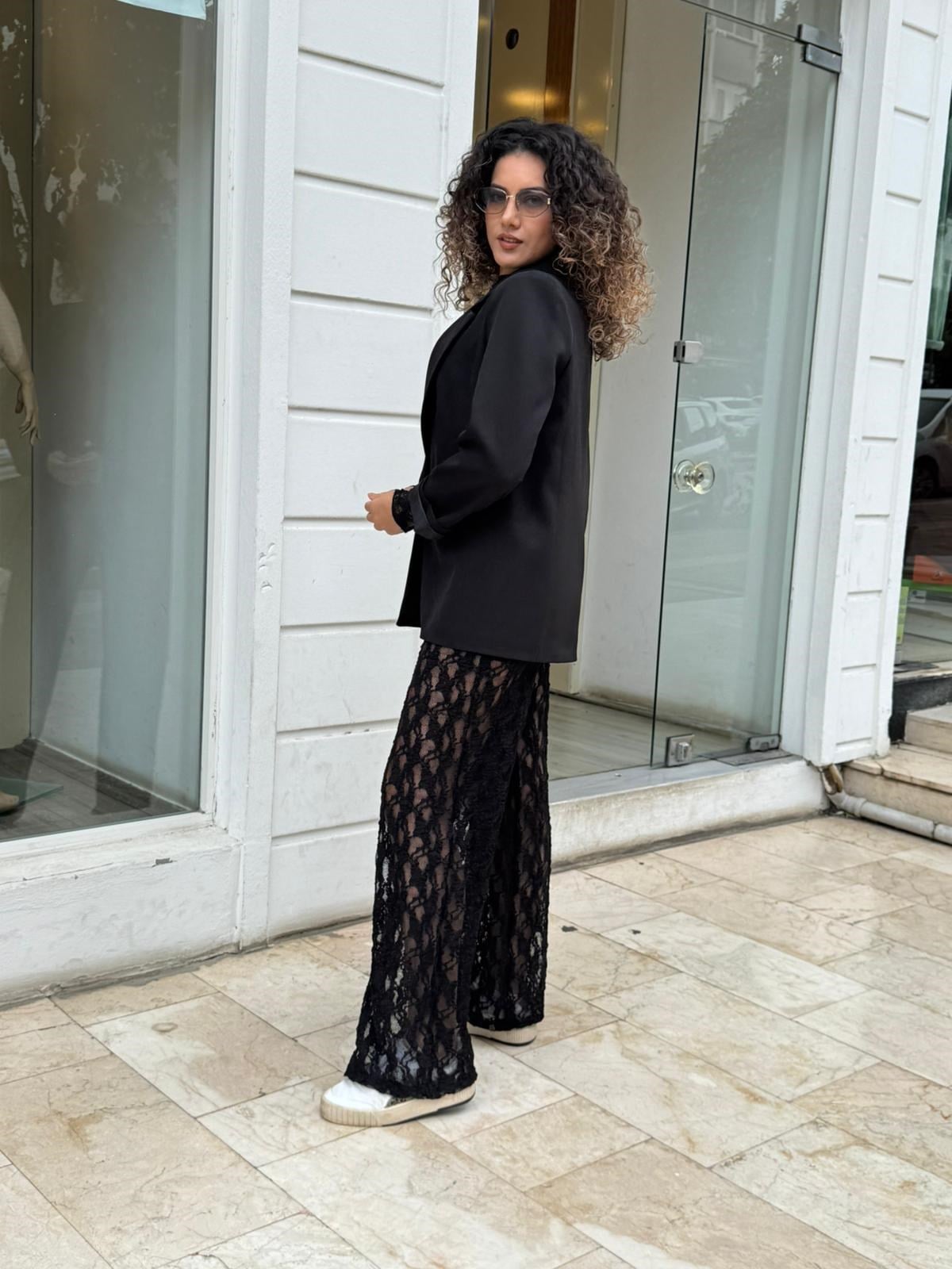  Bel Lastikli Mini Şort Astarlı Dantel Pantolon Siyah 