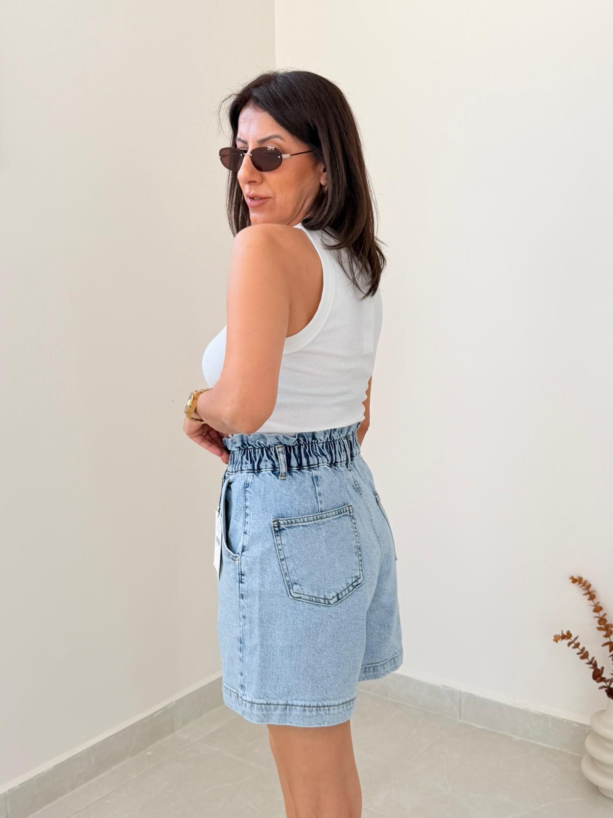 Bel Lastik Detaylı Duble Paça Jean Şort Buz Mavi