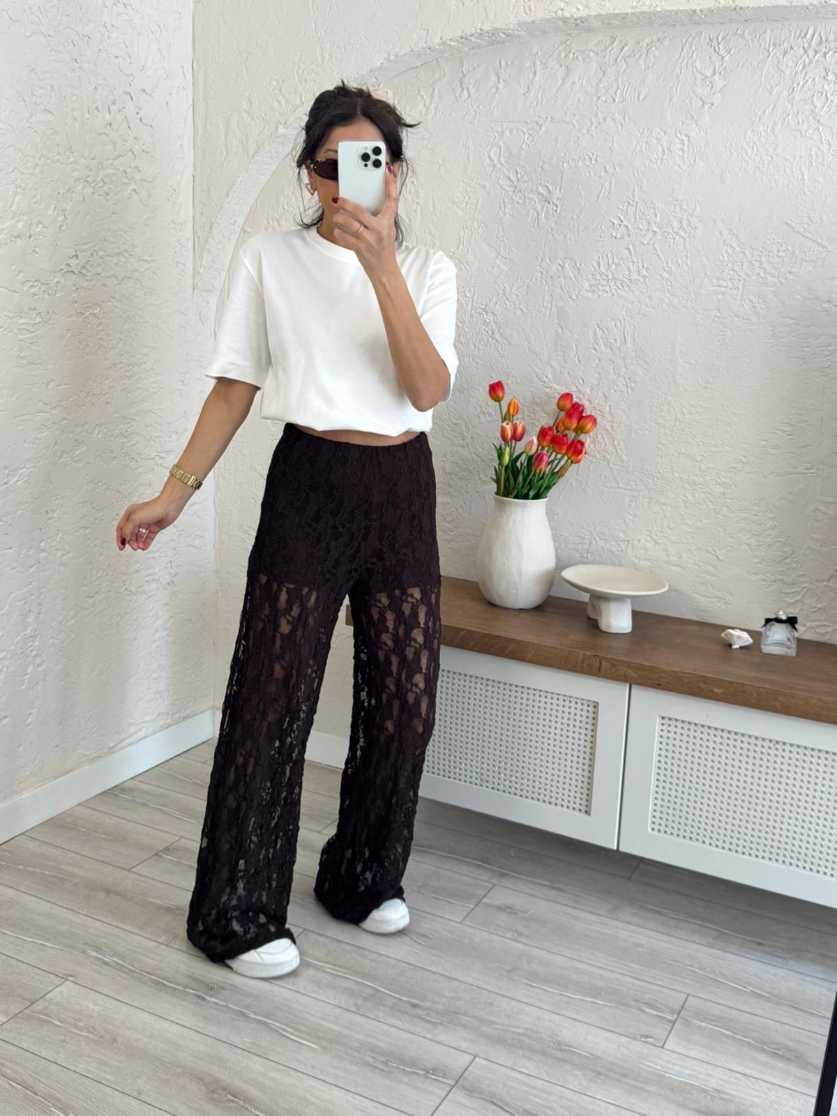 Bel Lastikli Mini Şort Astarlı Dantel Pantolon Kahve 