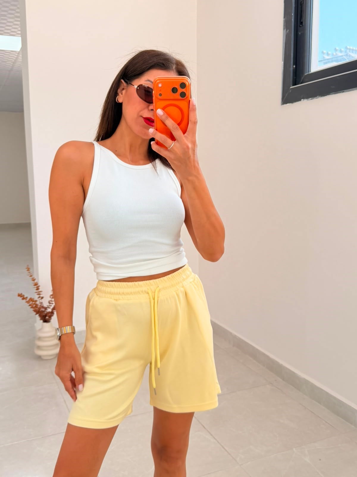 Bel Lastikli Modal Kumaş Basic Şort Sarı