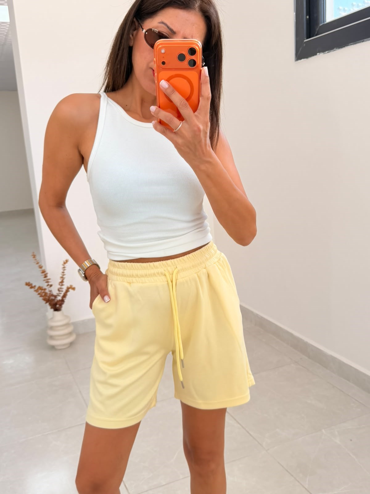 Bel Lastikli Modal Kumaş Basic Şort Sarı