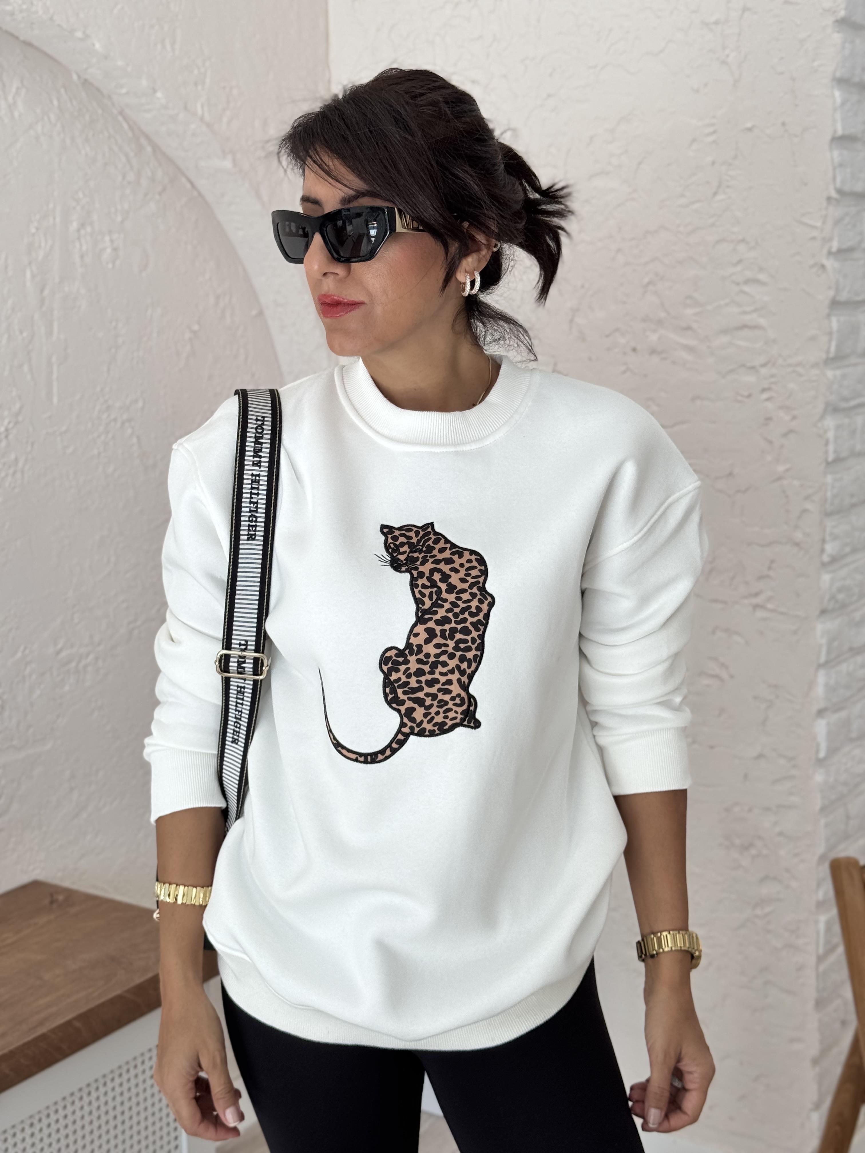 Bisiklet Yaka Leopar Figürlü Sweat Beyaz