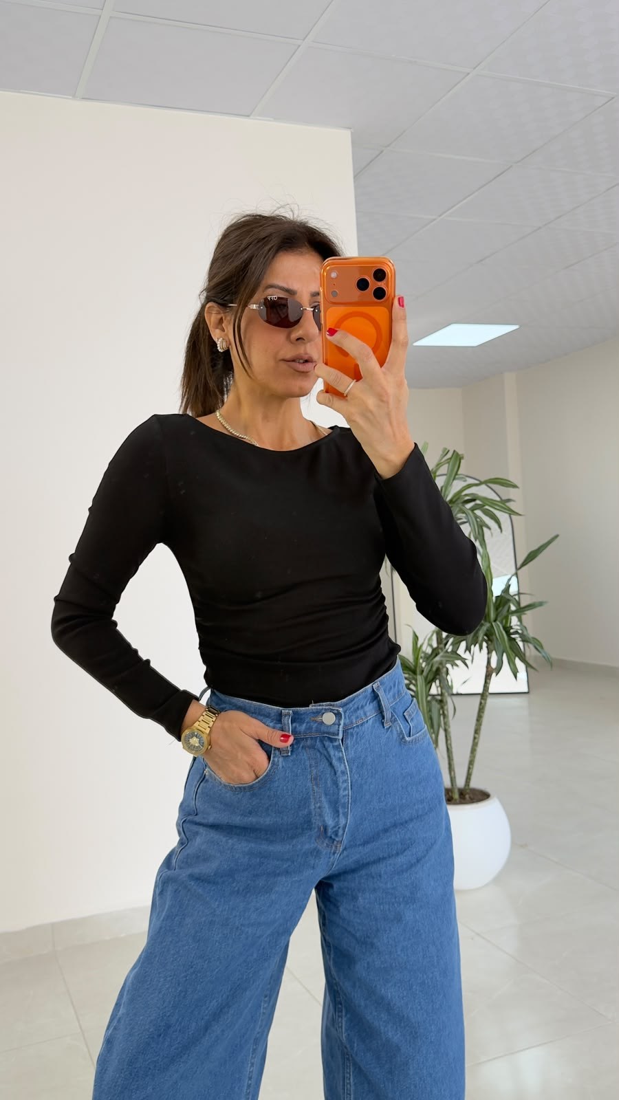 Büzgülü Kayık Yaka Top Badi Siyah