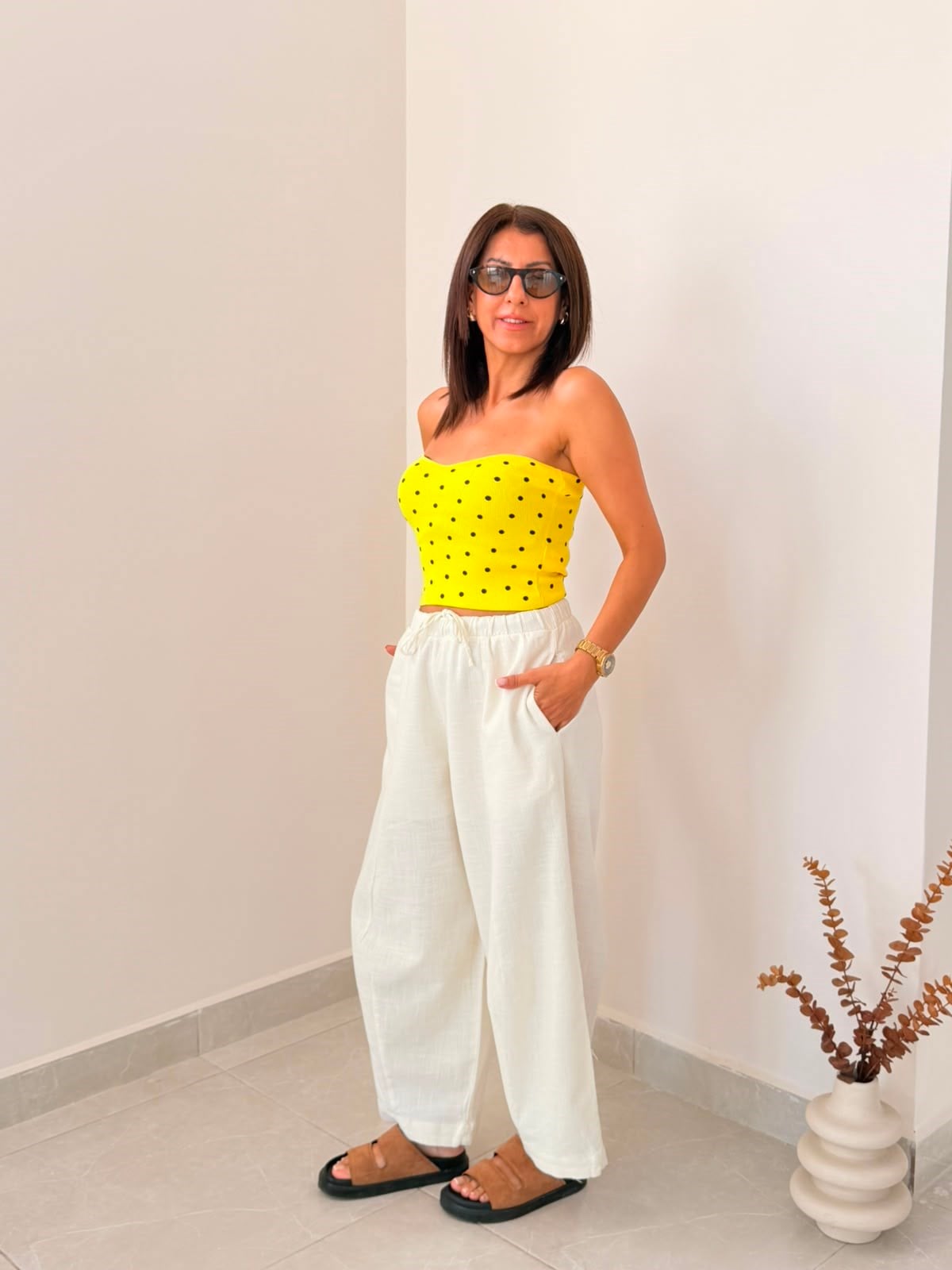 Kalp Yaka Puantiyeli Crop Top Sarı