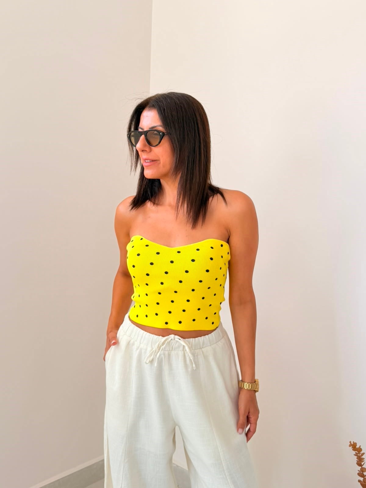 Kalp Yaka Puantiyeli Crop Top Sarı