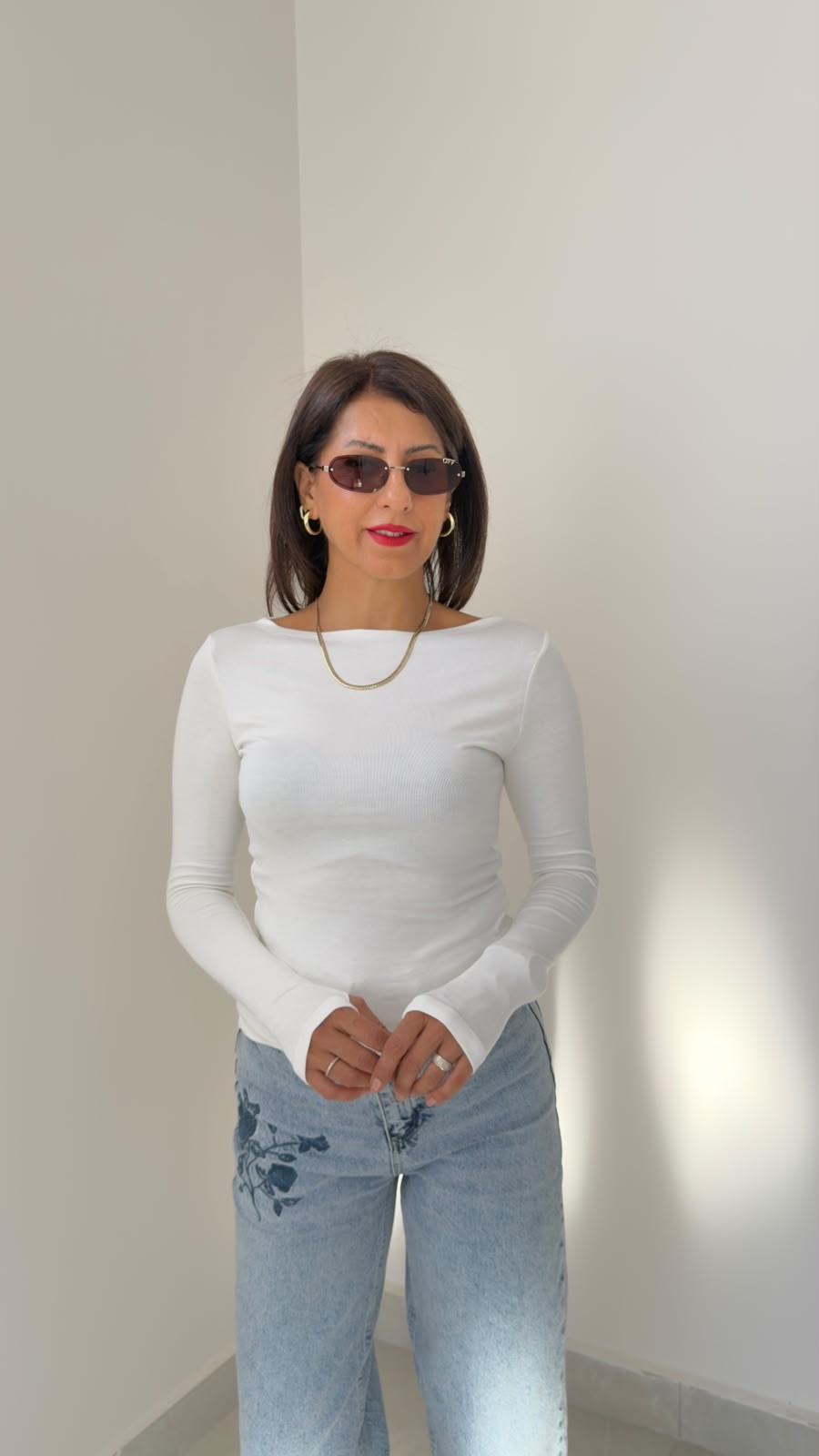Kayık Yaka Modal Kumaş Parmak Geçirmeli Bluz Ekru