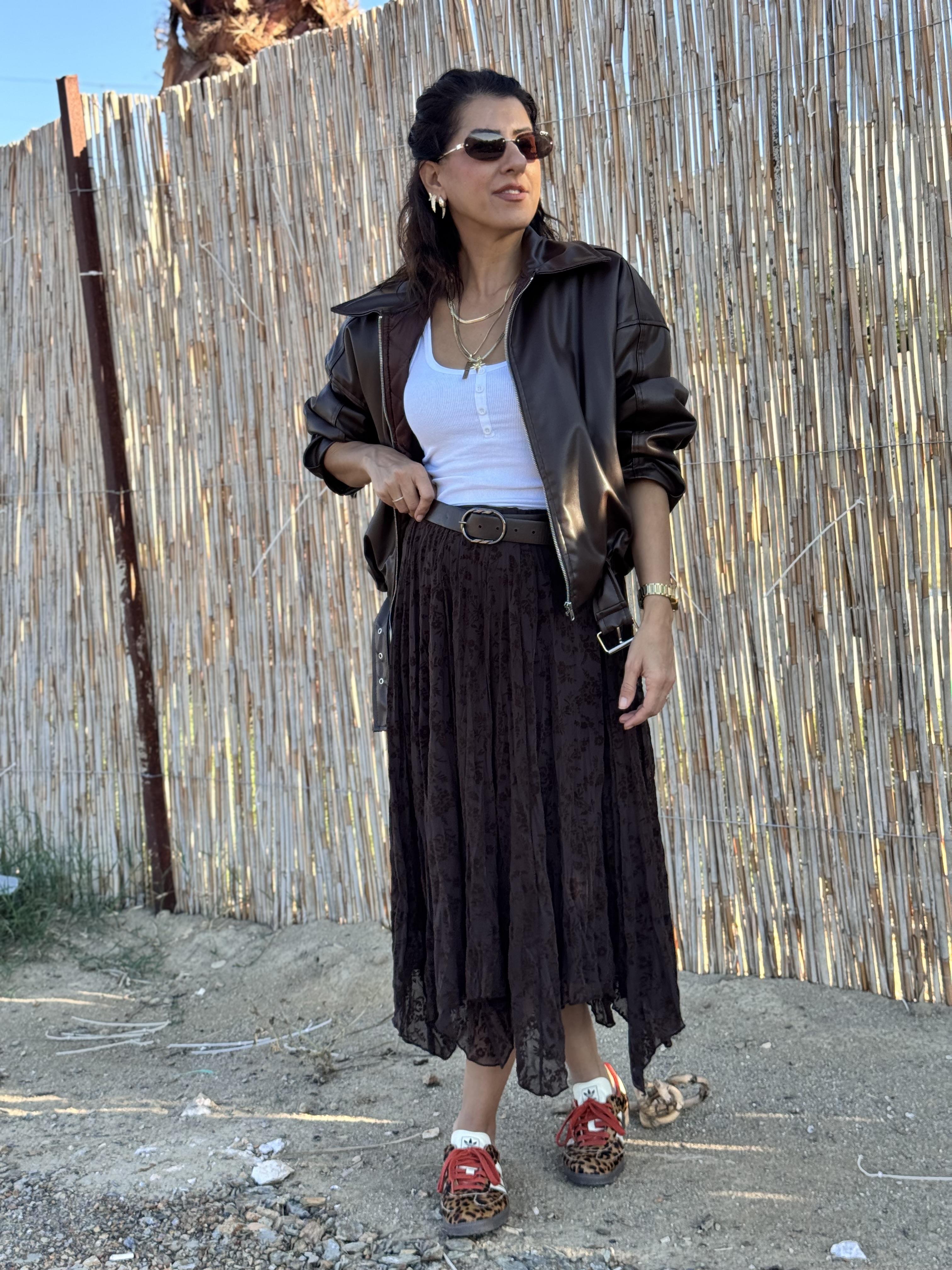 Koyu Kahve Dantel Etek