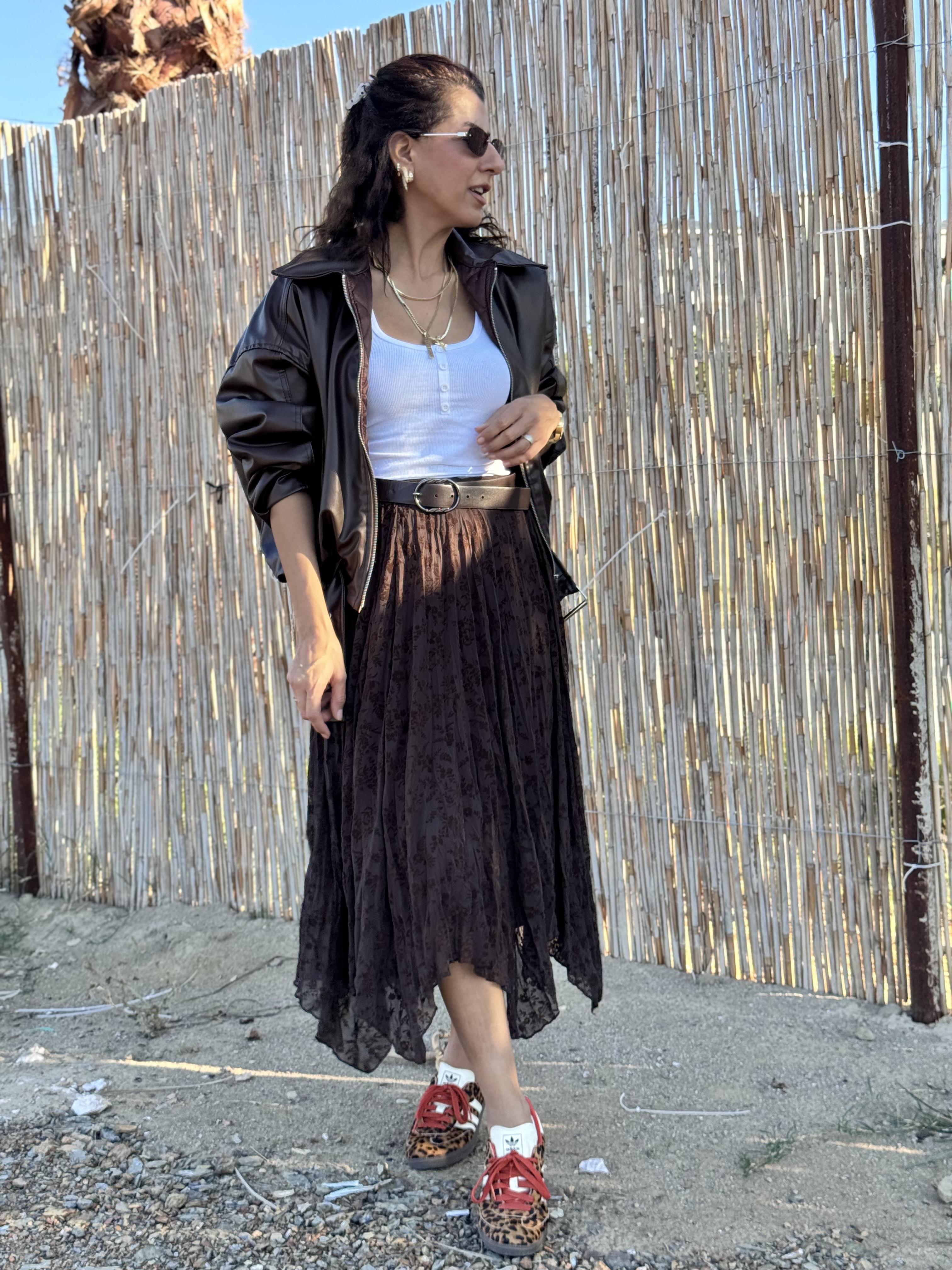 Koyu Kahve Dantel Etek