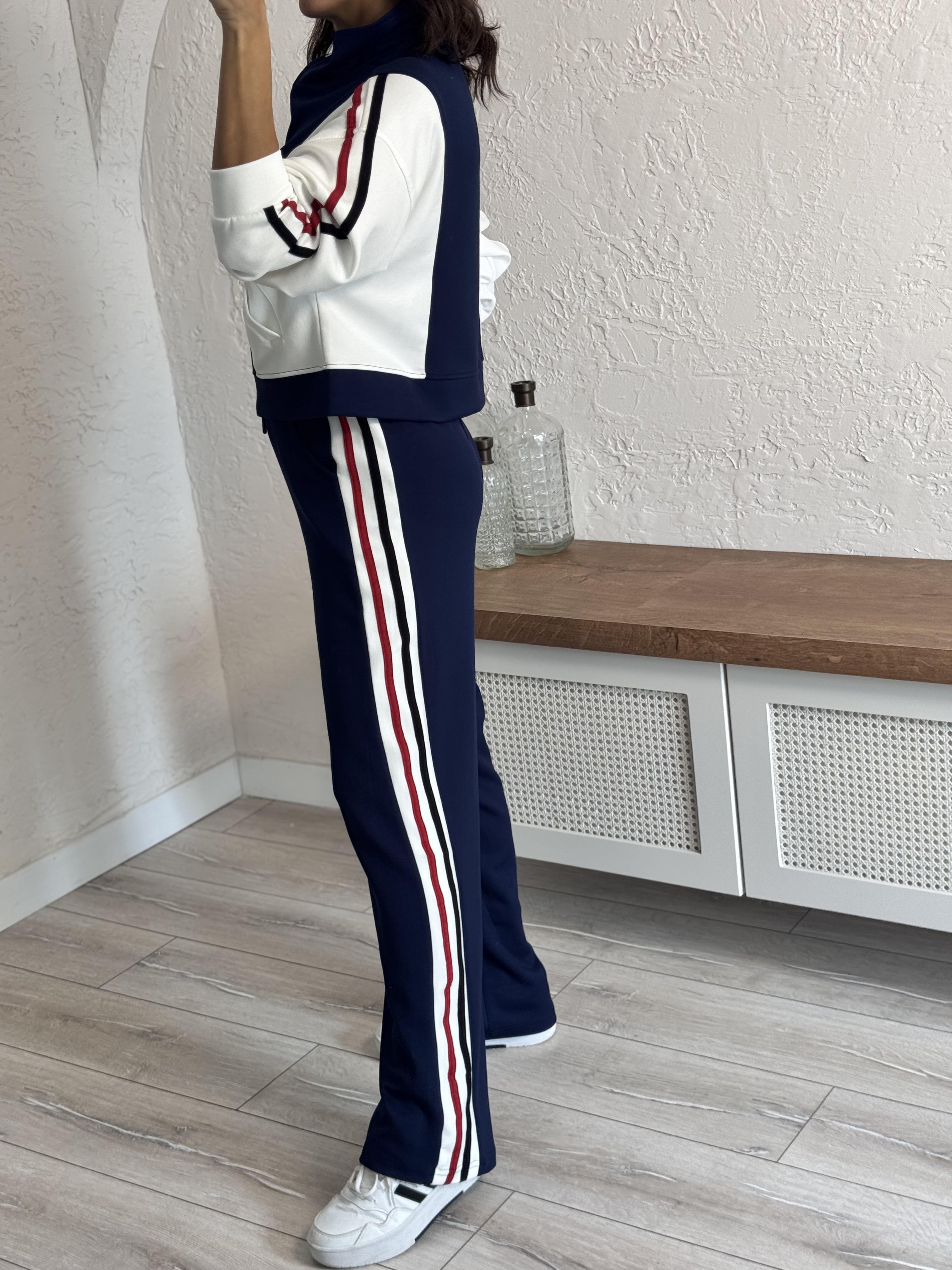 Lüx Kalite Şeritli Licralı Ceketli Takım Lacivert