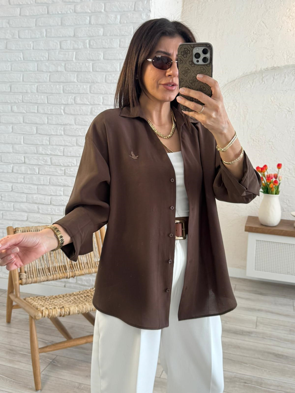 Lüx Kalite Tensel Kumaş Nakışlı V Yaka Gömlek Kahve