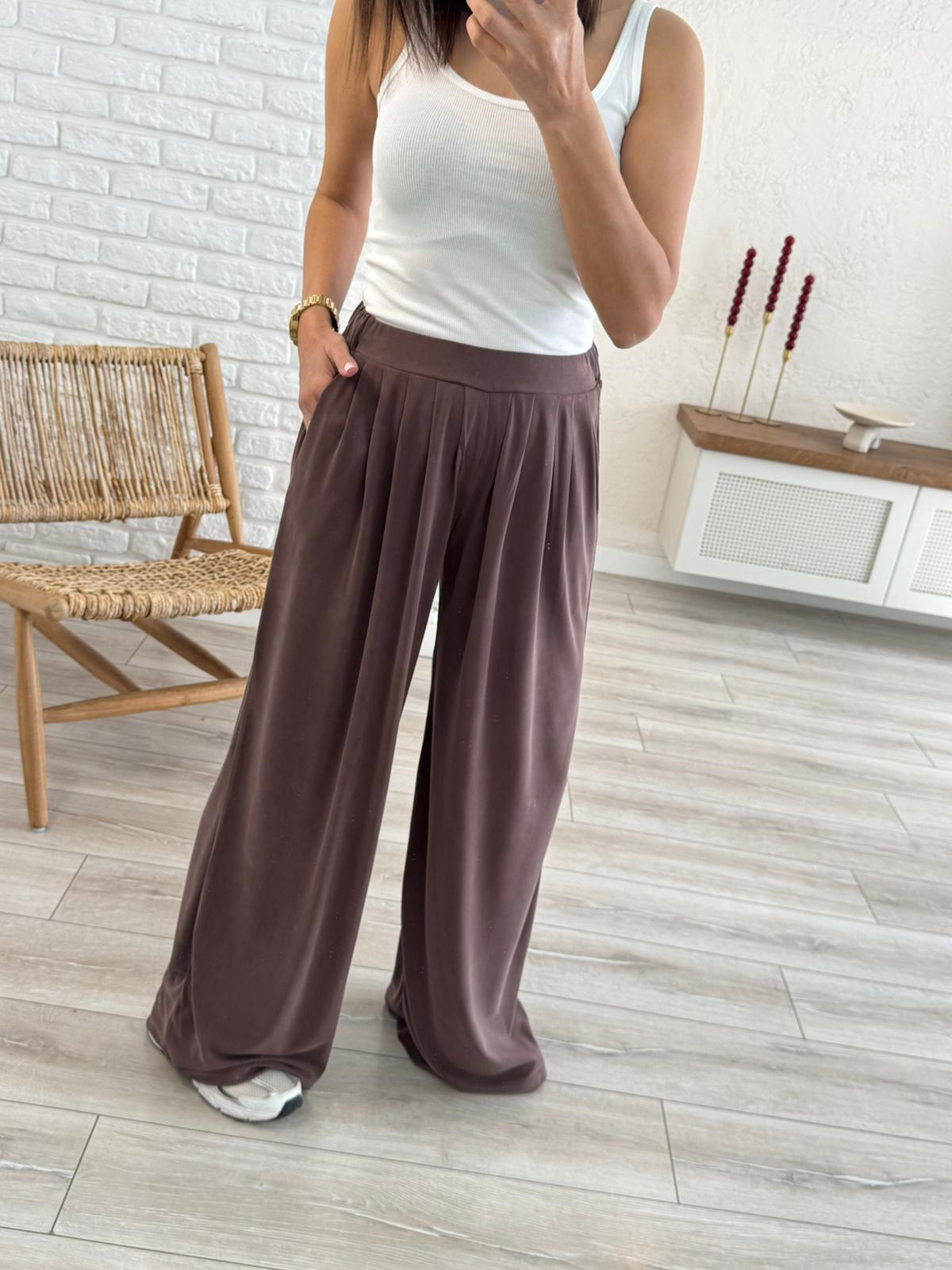 Modal Kumaş Pileli Geniş Paça Pantolon Eskitme Kahve