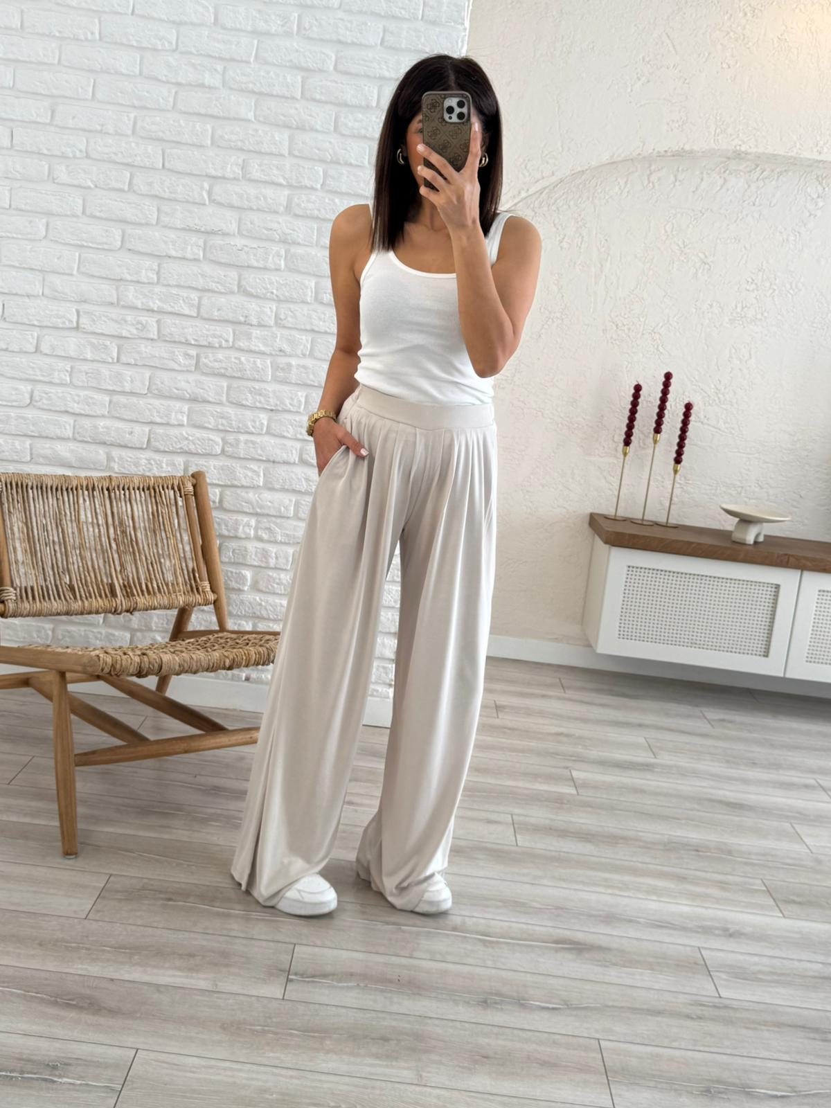 Modal Kumaş Pileli Geniş Paça Pantolon Eskitme Bej