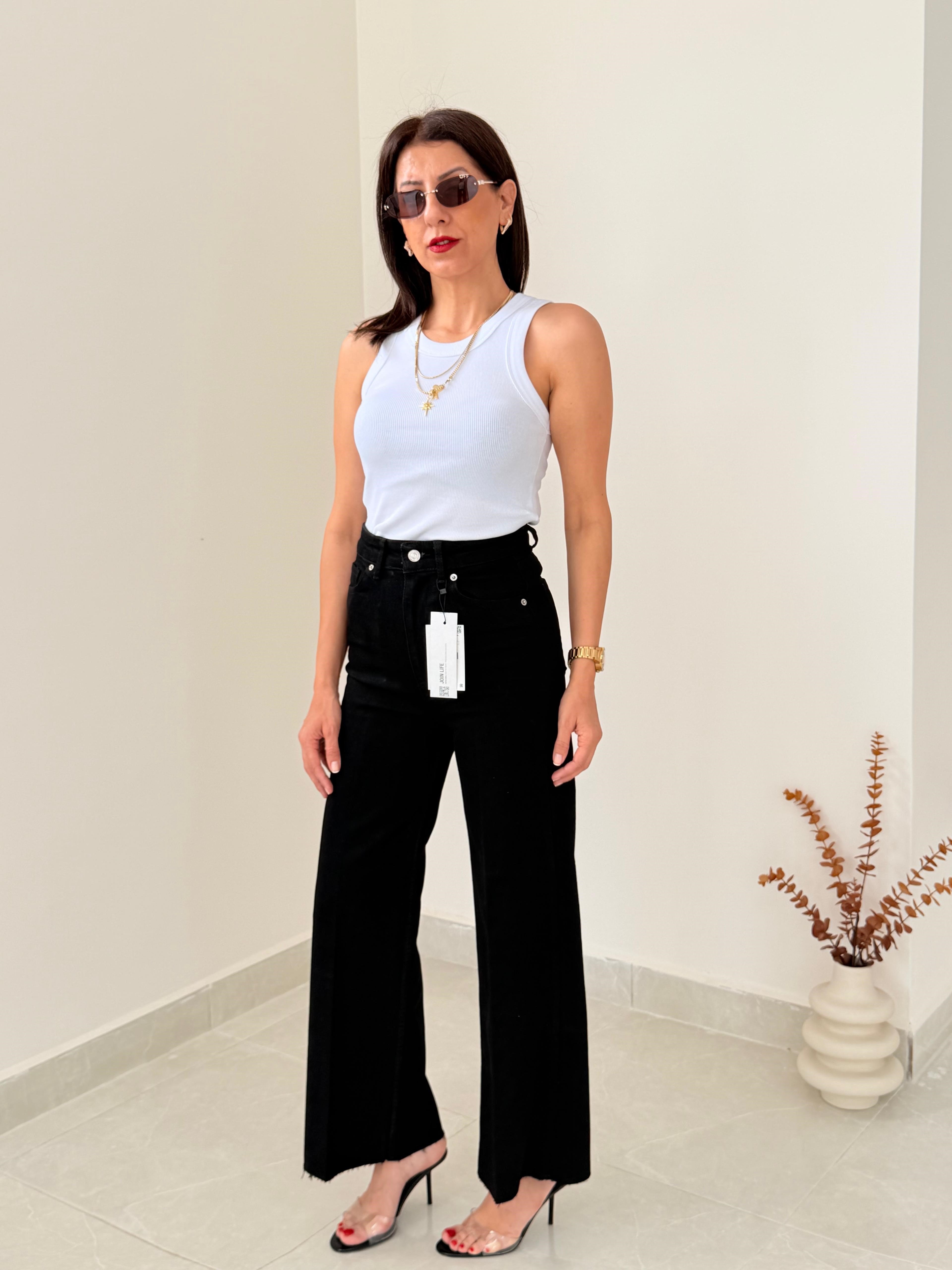Önden Ütülü Paça Kesik Wide Leg Jean Siyah