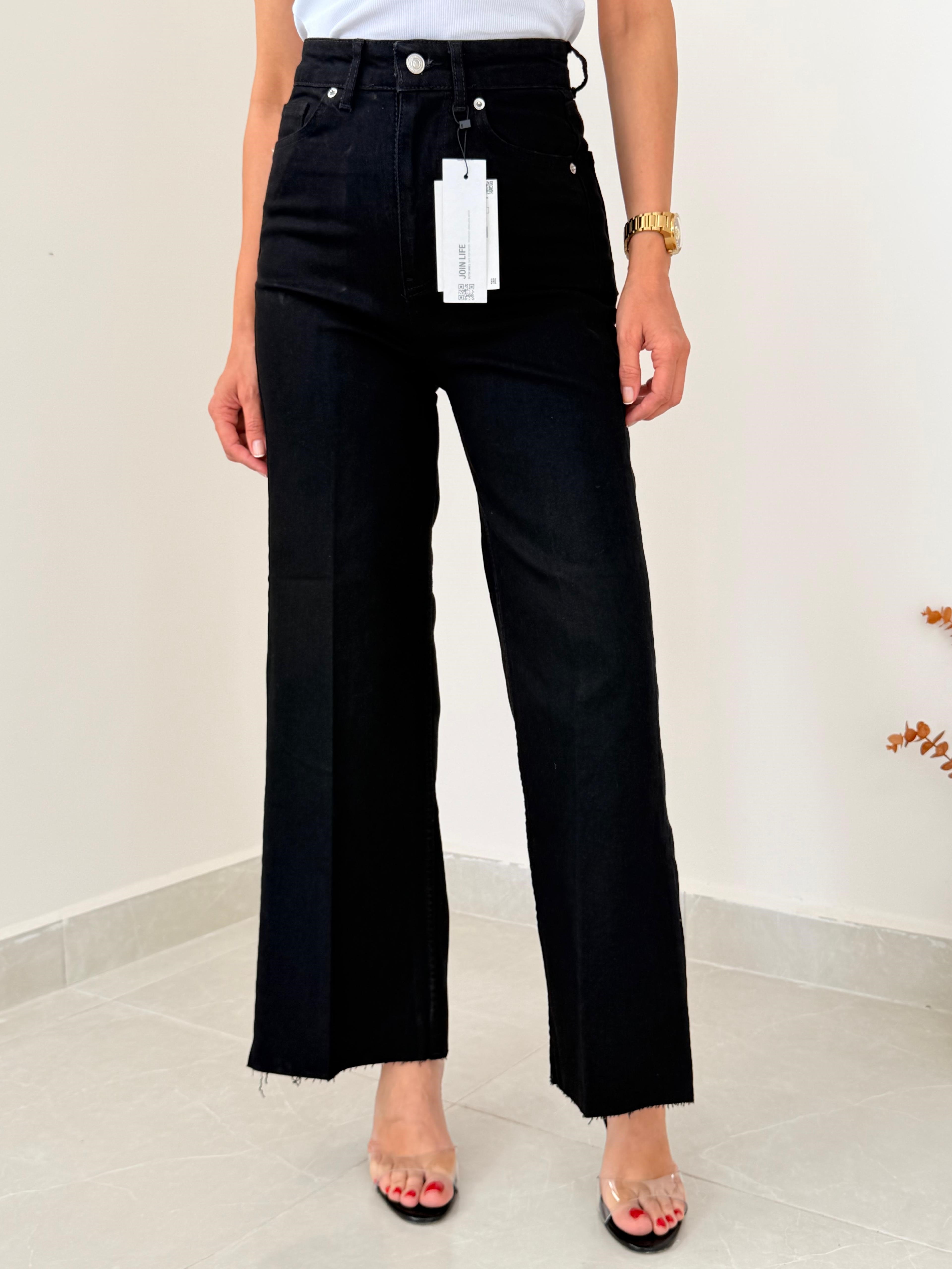 Önden Ütülü Paça Kesik Wide Leg Jean Siyah