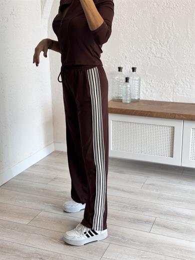  Lüx Kalite Şeritli Likralı Eşofman Takımı Acı Kahve