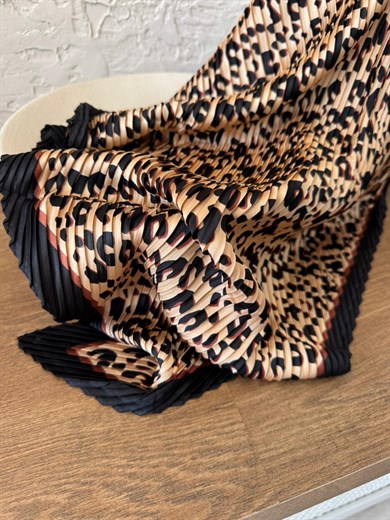 60*60 Pliseli Saten Fular