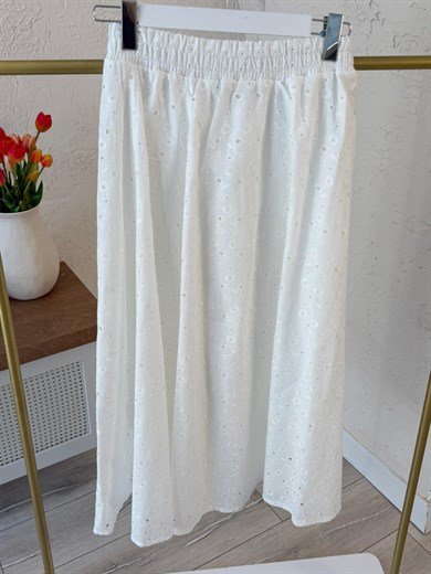 Beyaz Fisto İç Astarlı Etek